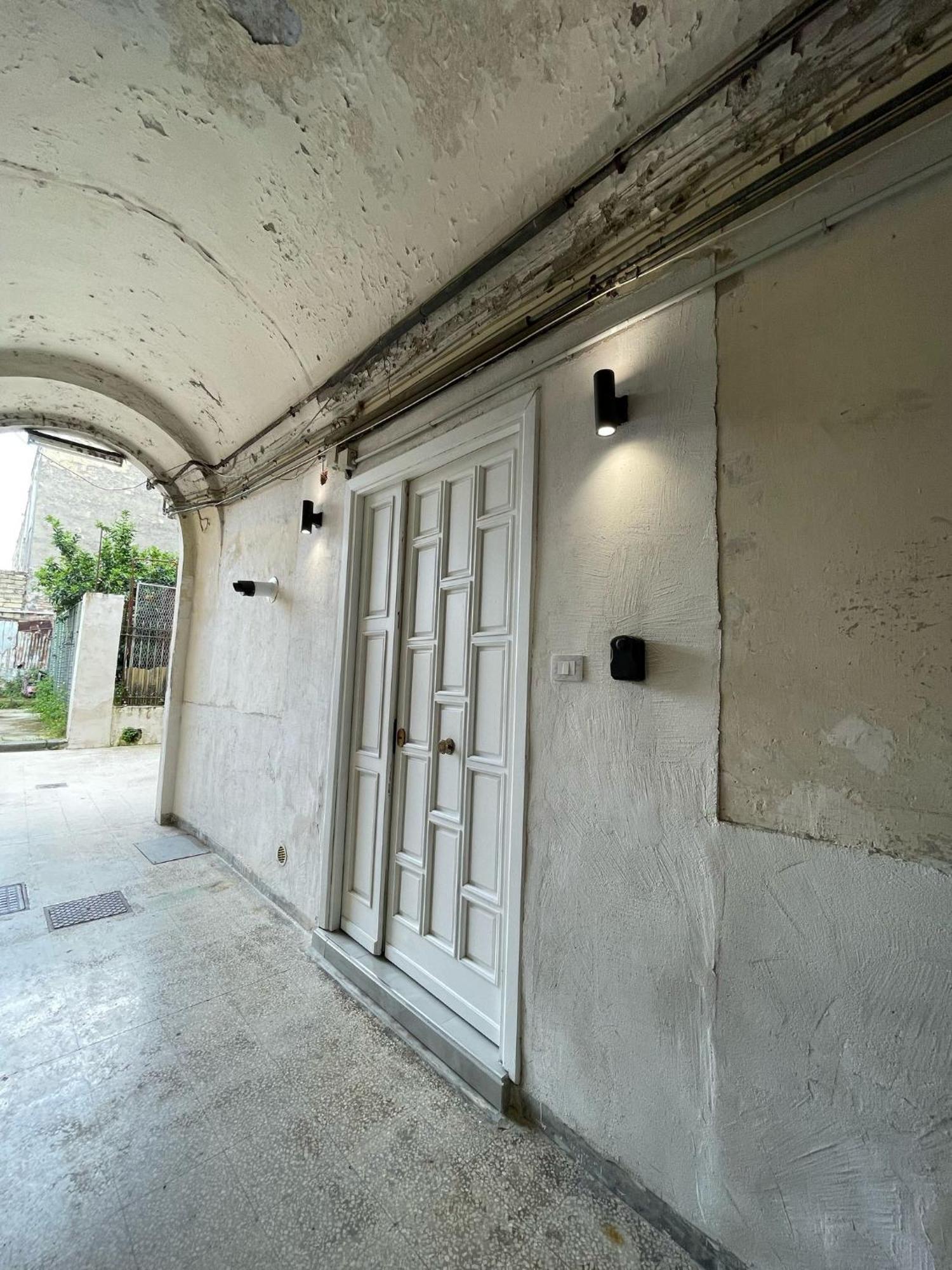 Charm E Chic Διαμέρισμα Νάπολη Εξωτερικό φωτογραφία